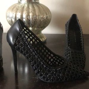 Zara black woven pointed toe heel pump